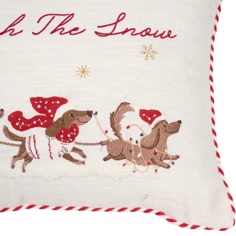 Dashing Through the Snow Cushion Image 4