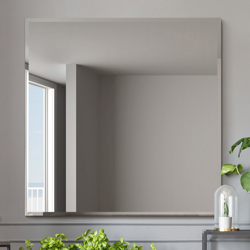 MirrorOutlet The Moderni Bevelled Wall Mirror 100 x 100cm Image 2