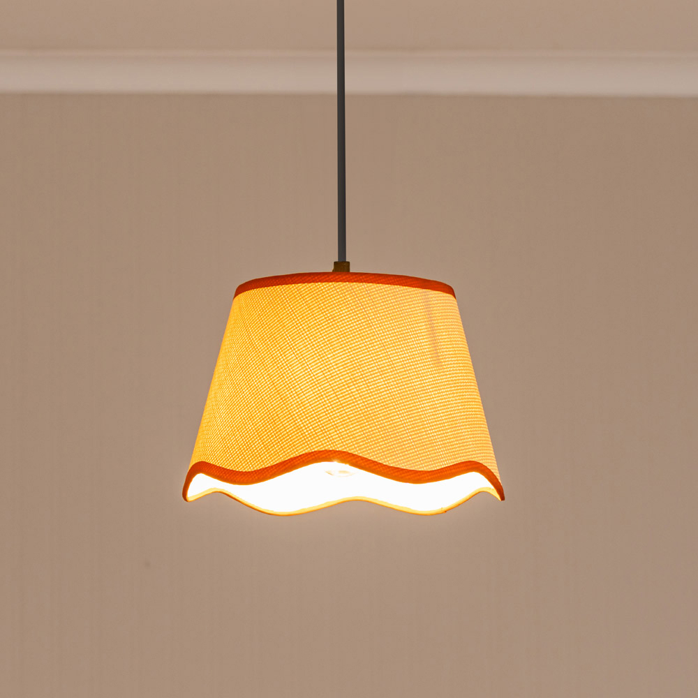 ValueLights Dutton Natural Scallop Edge Small Lamp Shade with Rust Trim Image 2