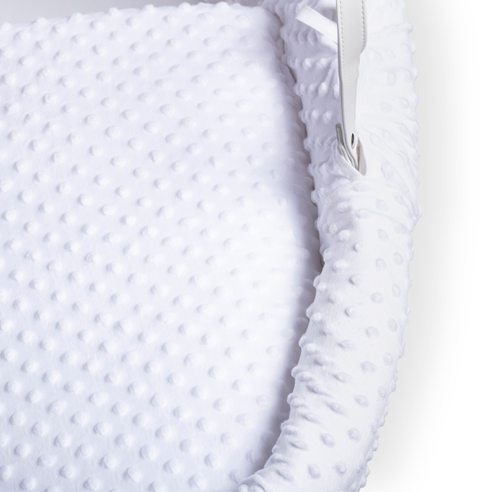 Clair De Lune White Dimple White Wicker with Rocking Stand Image 3