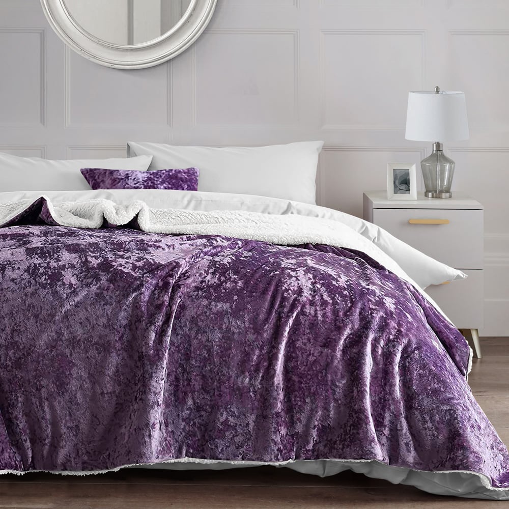 Velosso Mauve Crushed Velvet Throw 125 x 200cm Image 3