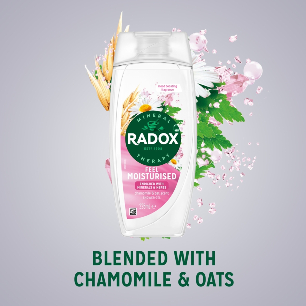 Radox Mineral Therapy Feel Moisturised Chamomile and Oat Shower Gel 225ml 6 Pack Image 5