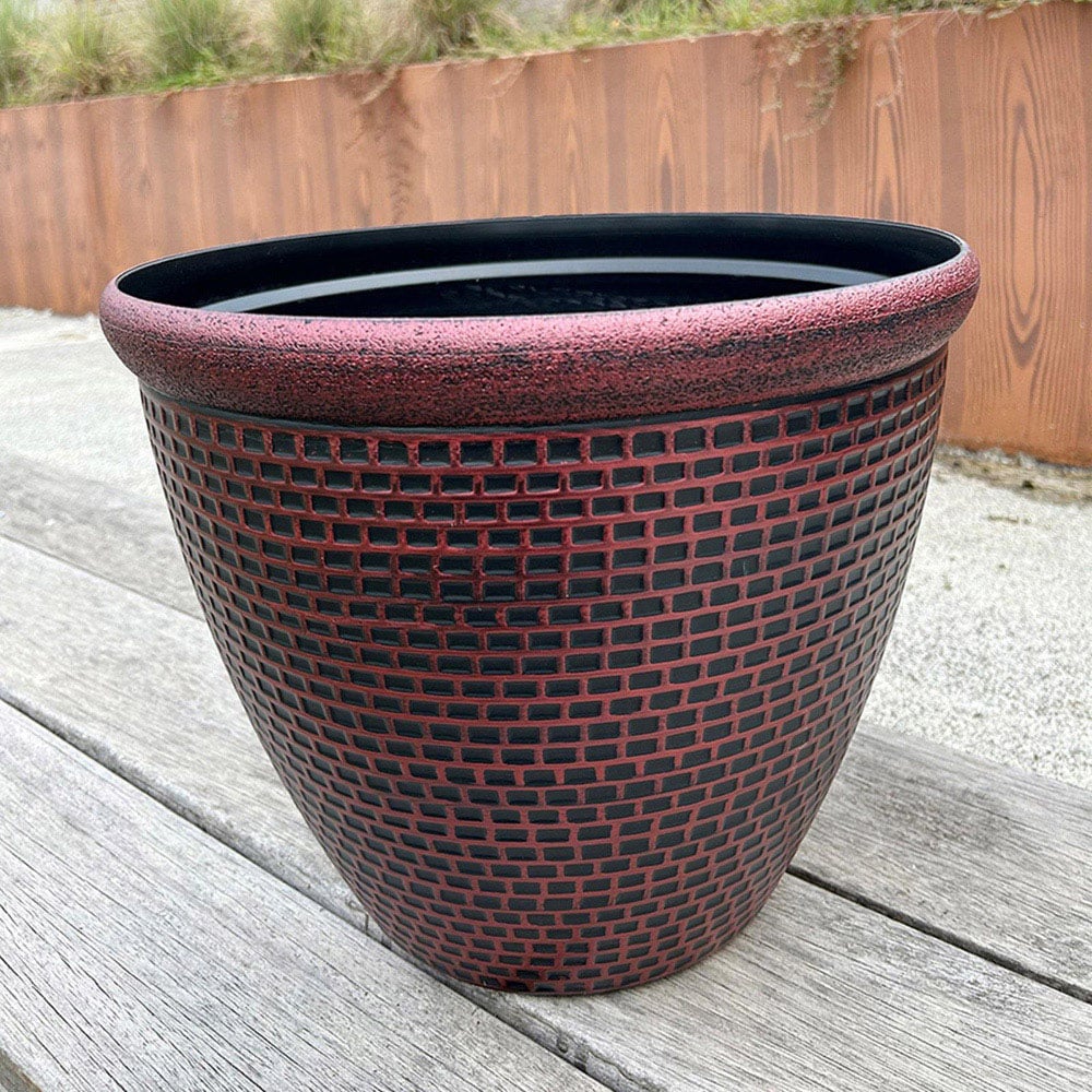 Gr8 Garden Cromarty Red Plastic Round Plant Pot 36cm 2 Pack Image 4