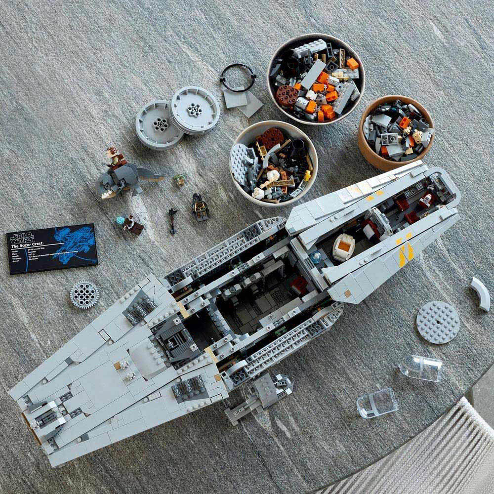 LEGO 75331 Star Wars The Razor Crest Image 6