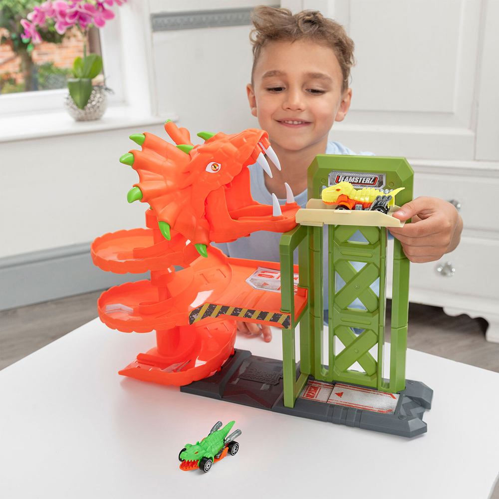 【メロンソーダ】have fun garage PLATE SET メロンソーダ】have fun garage PLATE SET Hot Wheels Let's