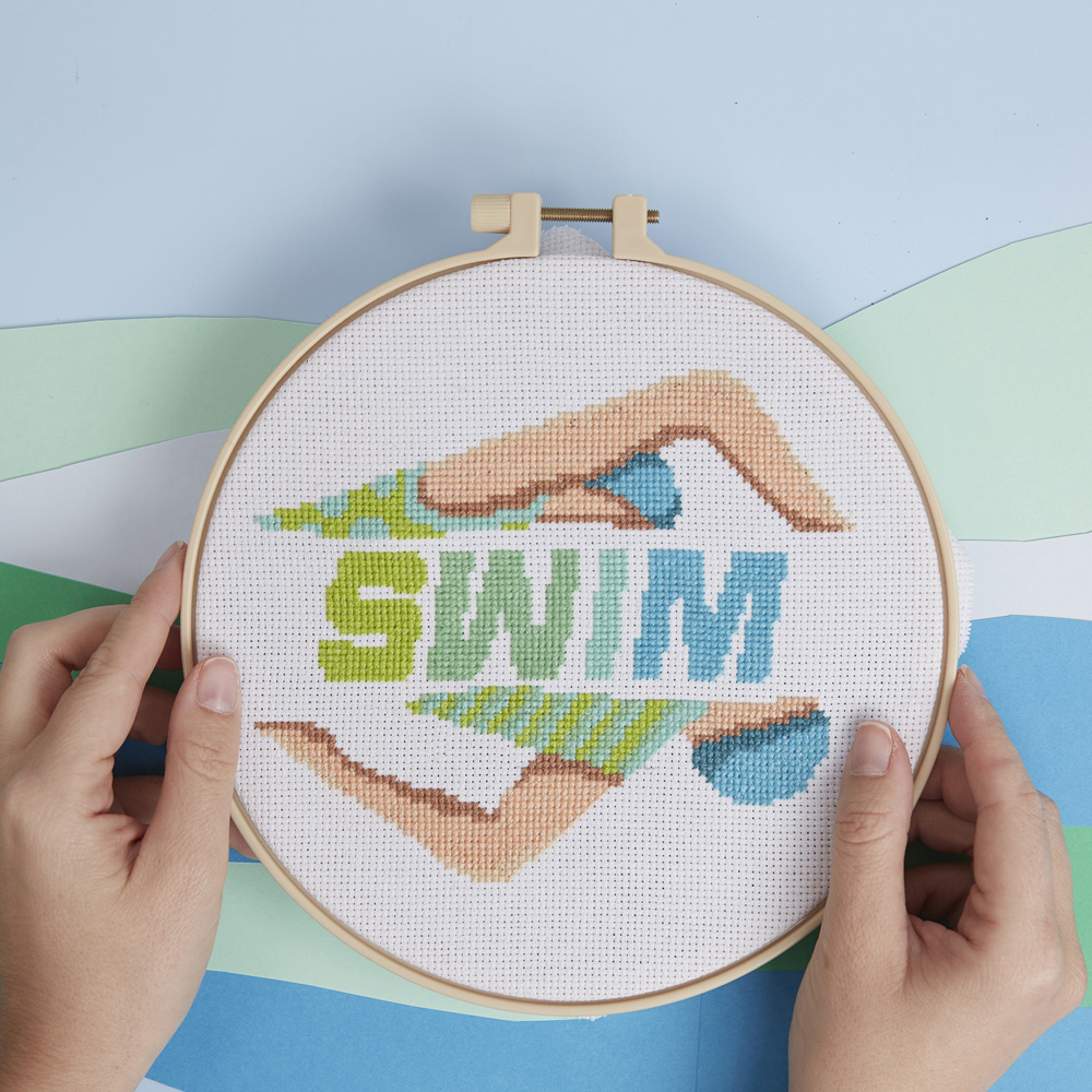 Simply Make Swimming Cross Stitch Kit Image 8