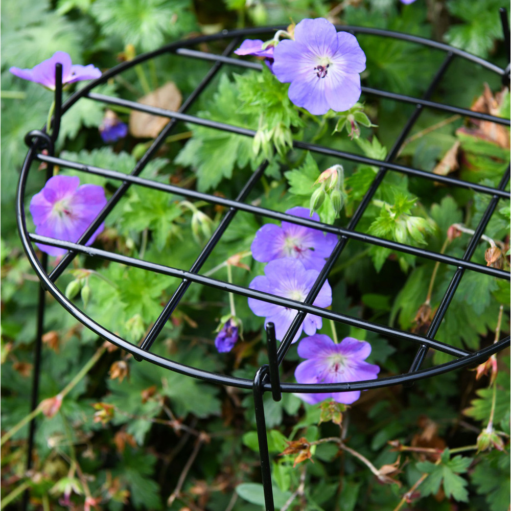 Garden Gear Medium Round Grow Through Grid Support 50cm 3 Pack Image 3