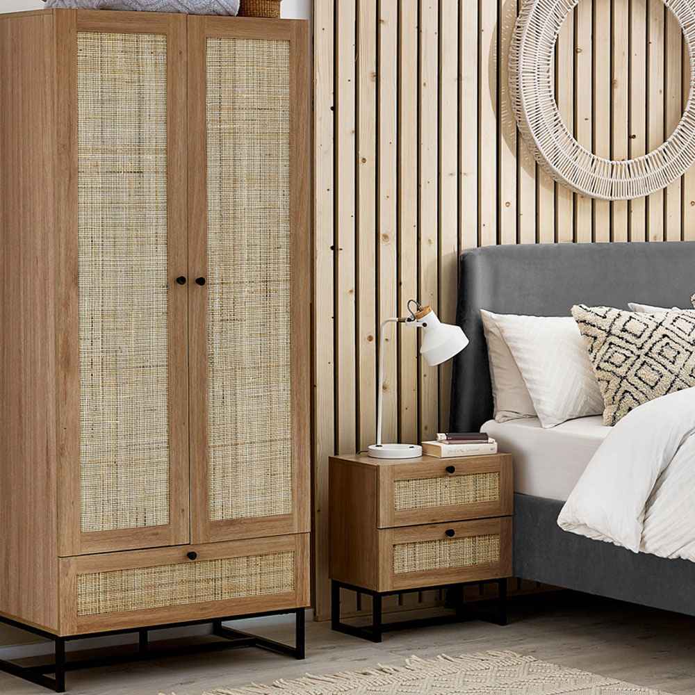 Julian Bowen Padstow 2 Door Single Drawer Oak Wardrobe Image 7
