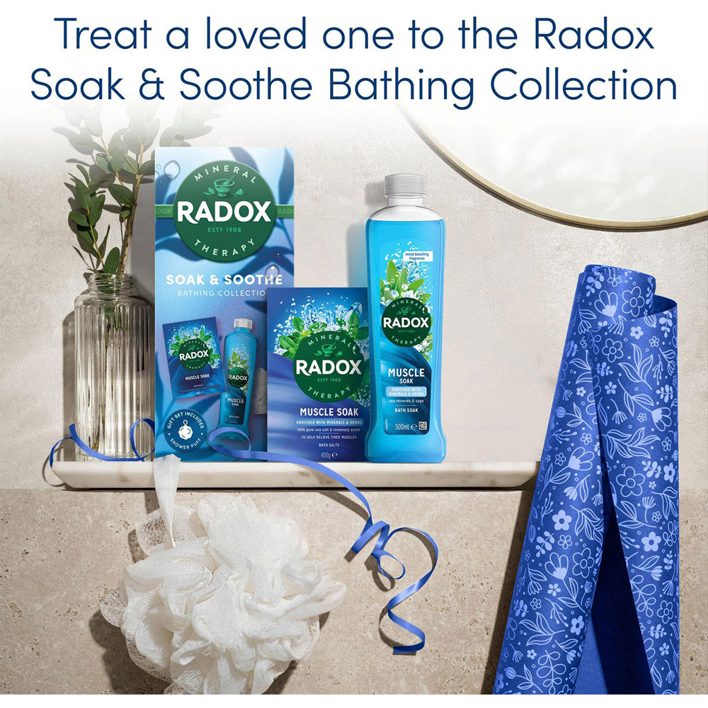 Radox Soak and Soothe Bathing Collection Muscle Soak Gel and Salts Gift Set 2 Pack Image 7