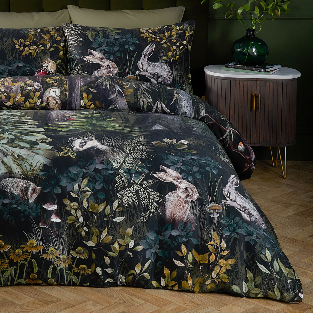 Paoletti Single Black Sherwood Forest Cotton Printed Duvet Cover Set Image 3