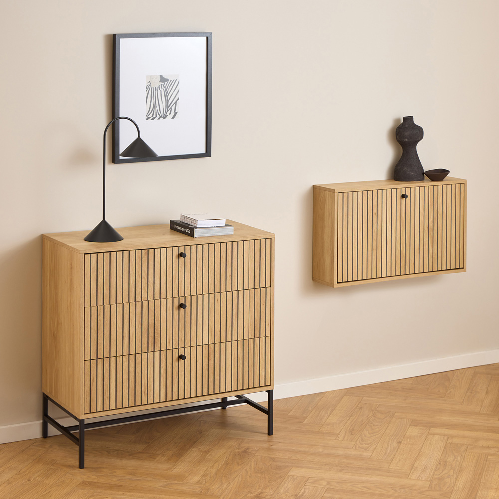 Florence Albany 3 Drawer Oak Chest of Drawers Image 9