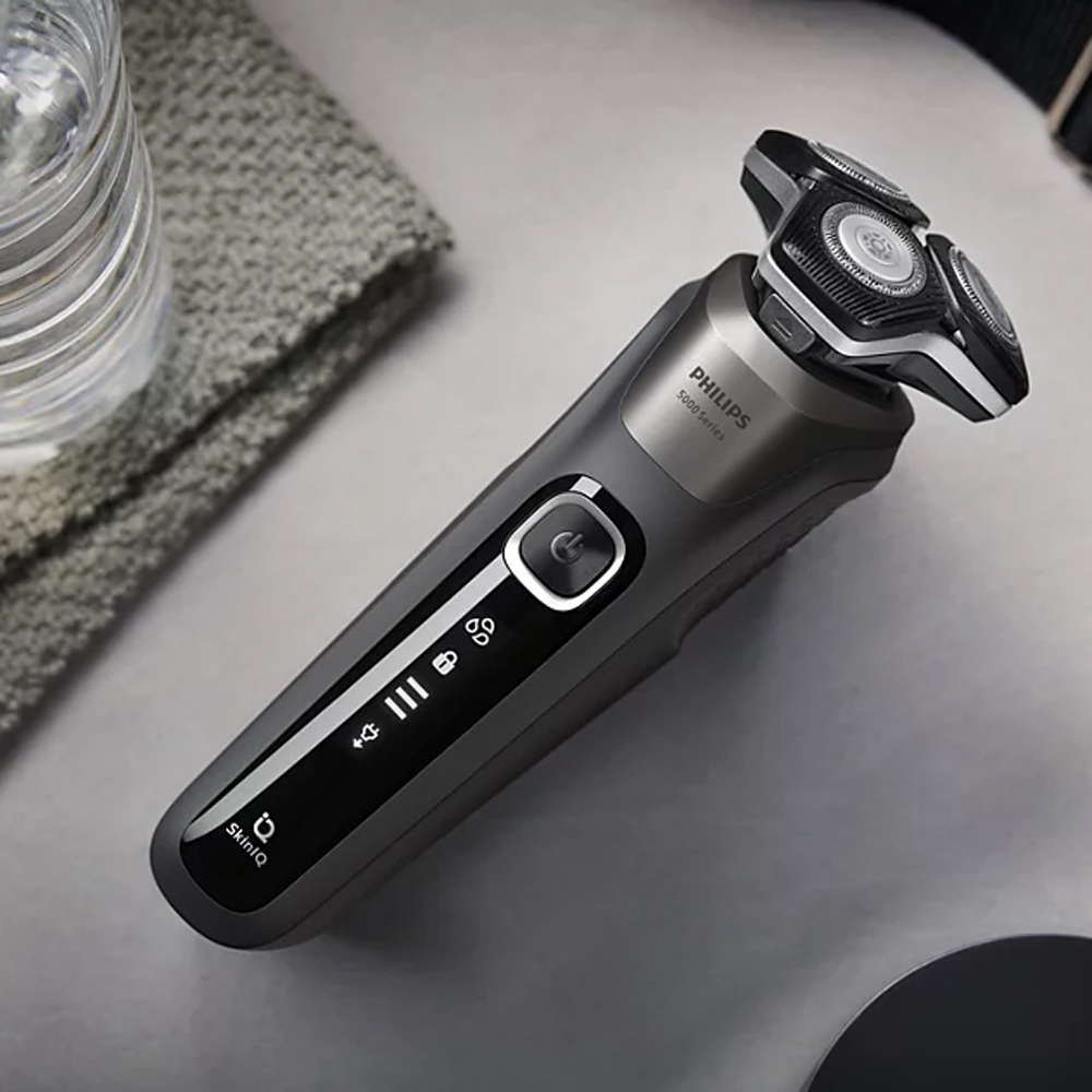 Philips Series 5000 S5887/10 Wet and Dry Electric Shaver with Pop-up Trimmer Image 2