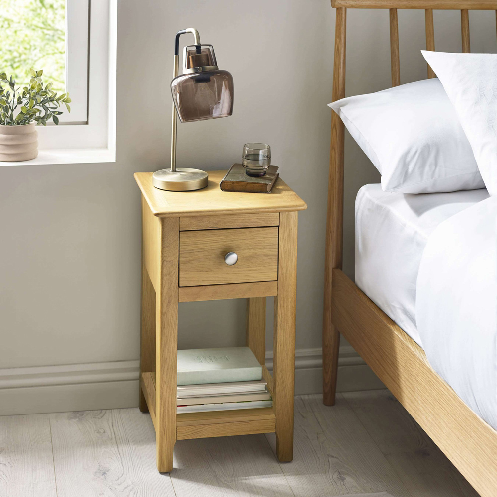Julian Bowen Somerset Single Drawer Single Shelf Oak Compact Bedside Table Image 8