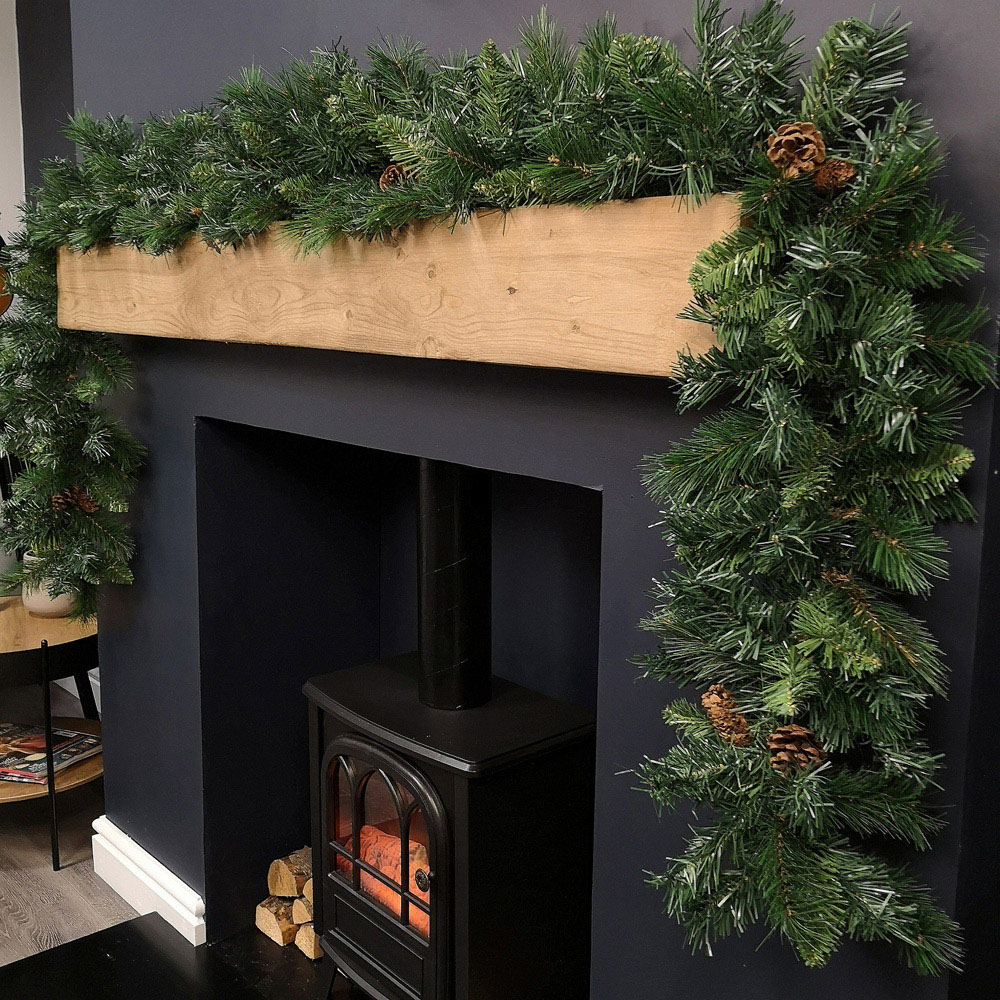 Samuel Alexander Christmas Garland with Pine Cones and Mixed Needles Green 270cm Image 4