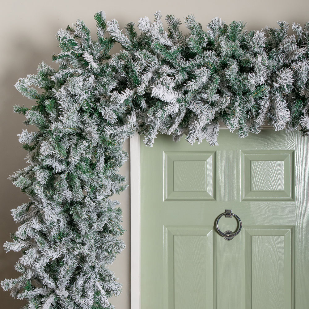 Samuel Alexander Single Door Snow Flocked Christmas Tree Flat Top Arch with 2000 Tips 8ft Image 3