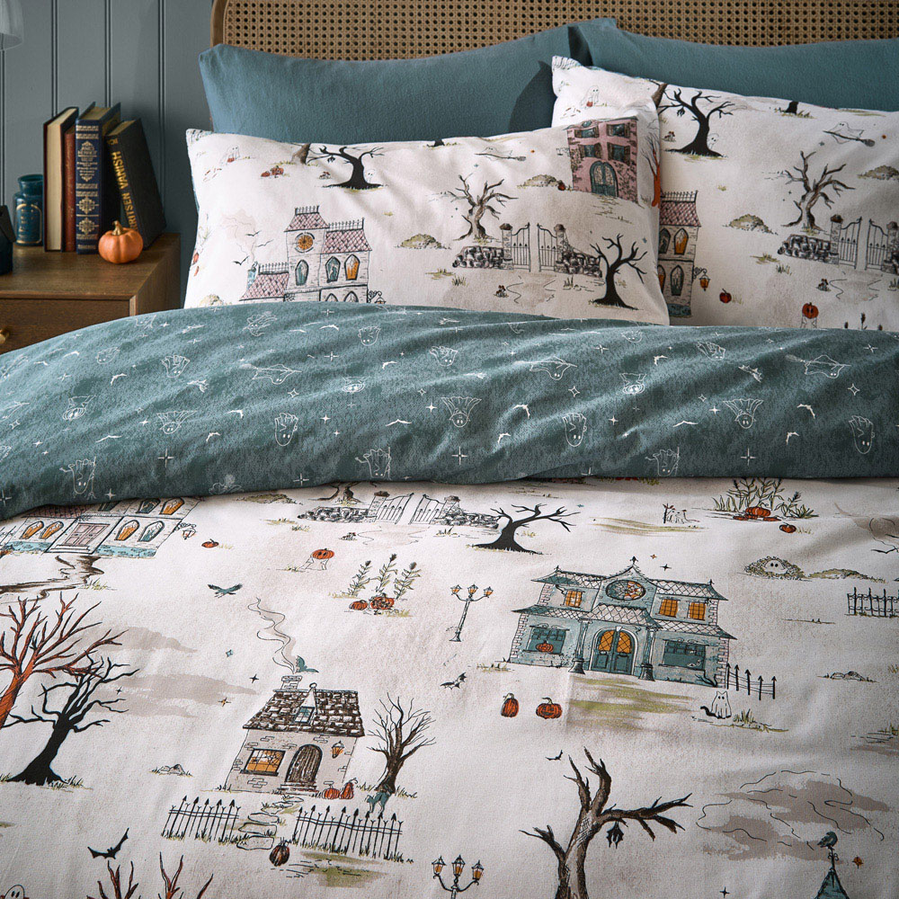Furn Super King Size Ghost Town Dusk Halloween Reversible Duvet Set Image 3