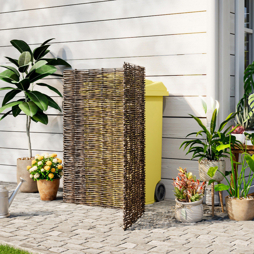 Living and Home 2.6 x 3.7ft UV Protect Wicker Outdoor Privacy Fence 81 x 115cm Image 7