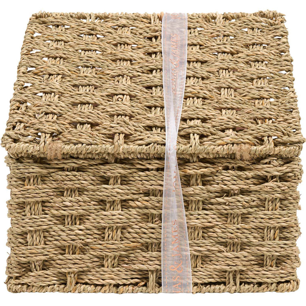 Midnight Bloom Bath Hamper Image 3