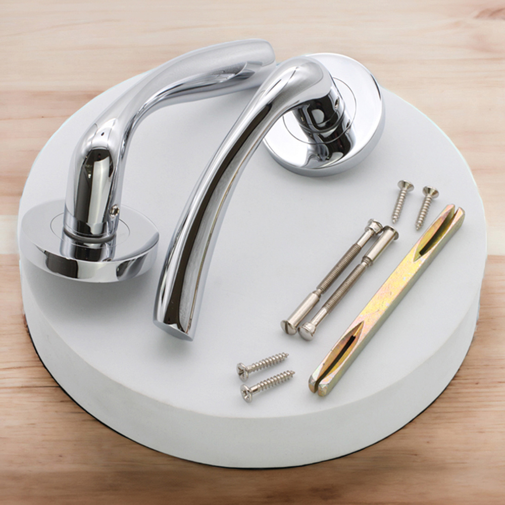 Spira Brass Zofie Polished Chrome Lever Door Handle 2 Pack Image 4