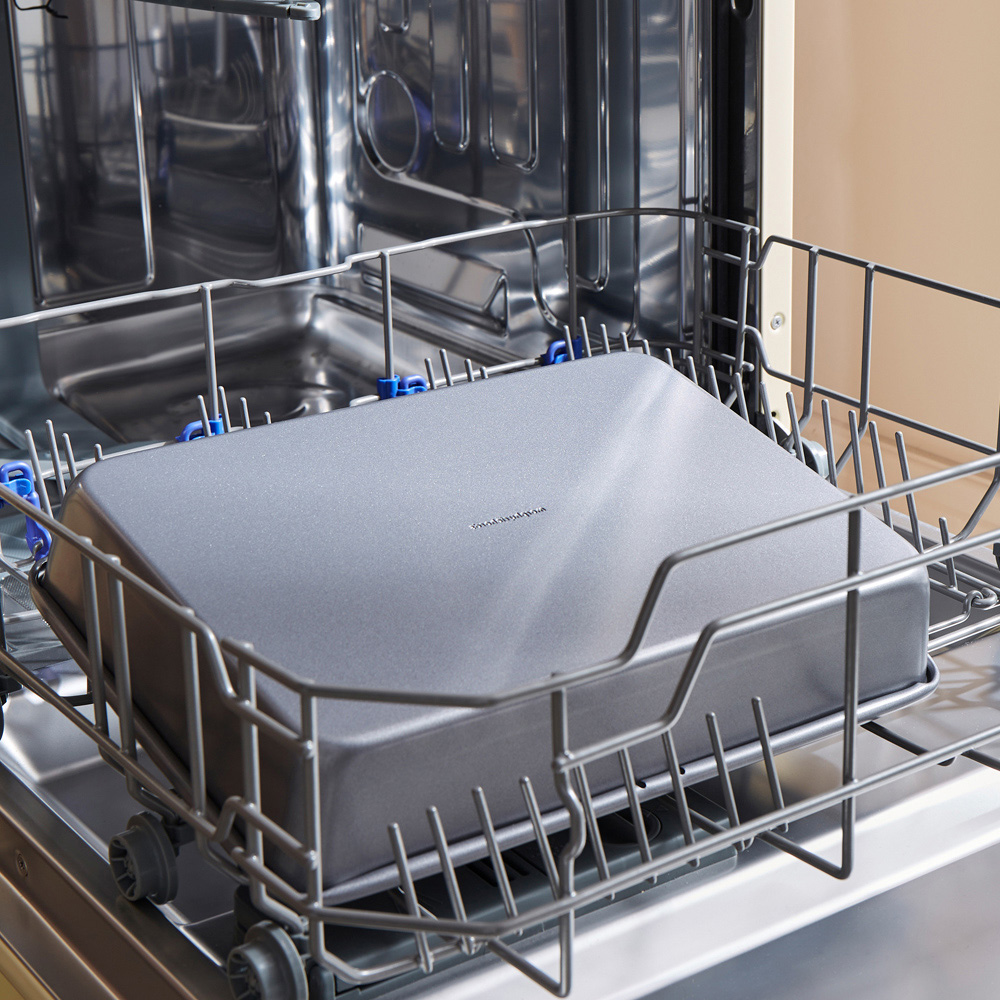 Morphy Richards 2 Piece Roasting Tin Set Image 7