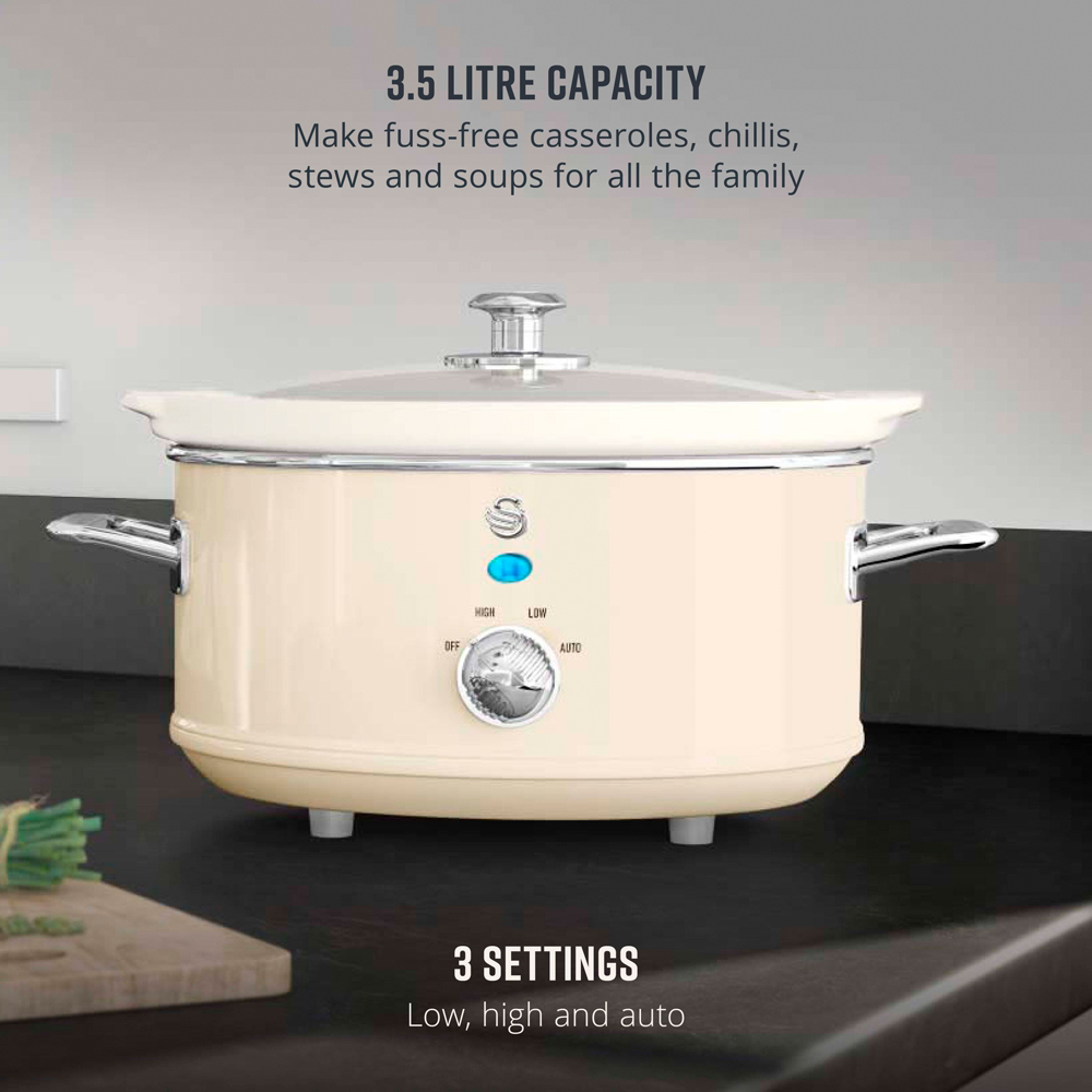 Swan Retro Cream 3.5L Slow Cooker Image 4