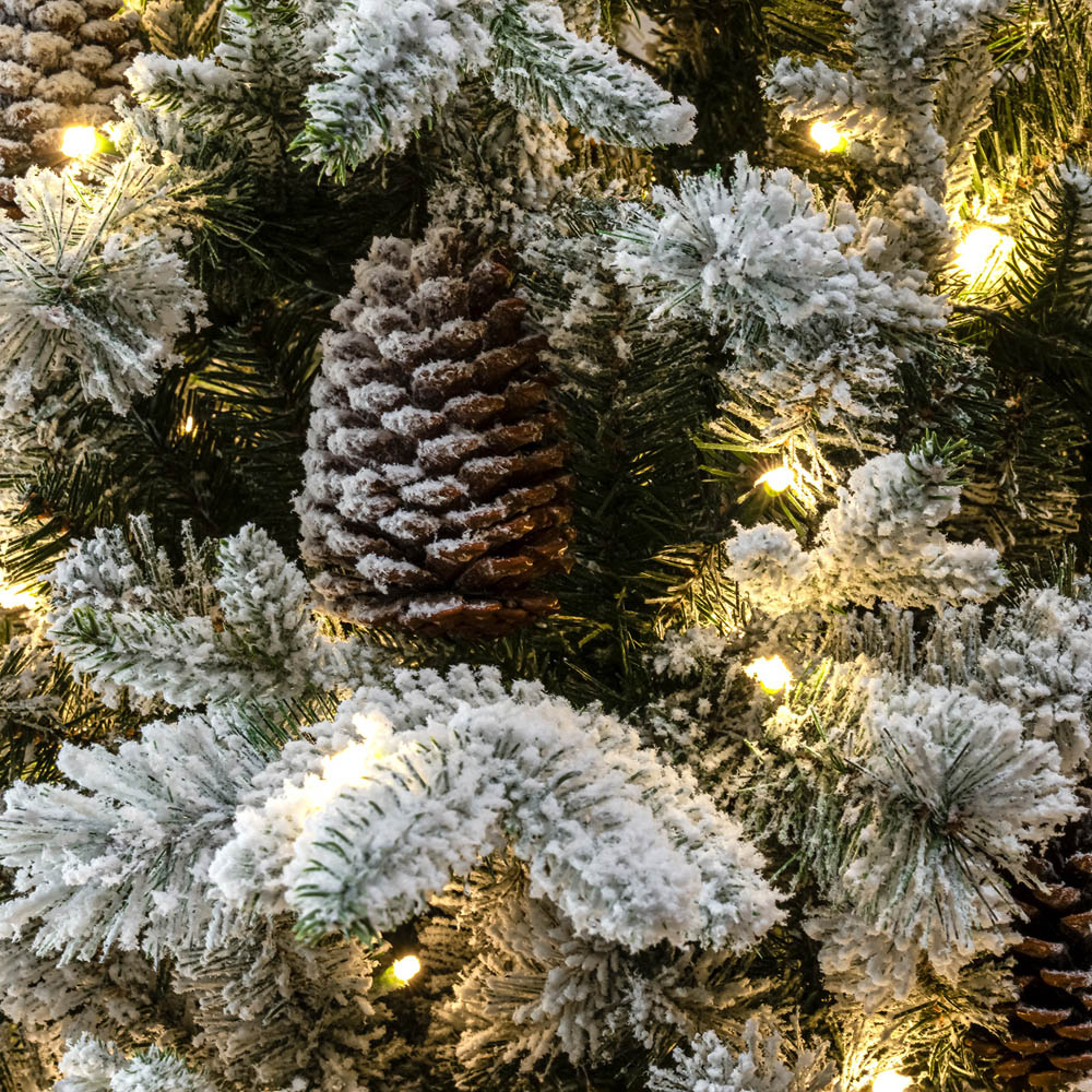 The Christmas Centre Pre-Lit Kensington Fir Artificial Frosted Xmas Tree 4.5ft Image 5