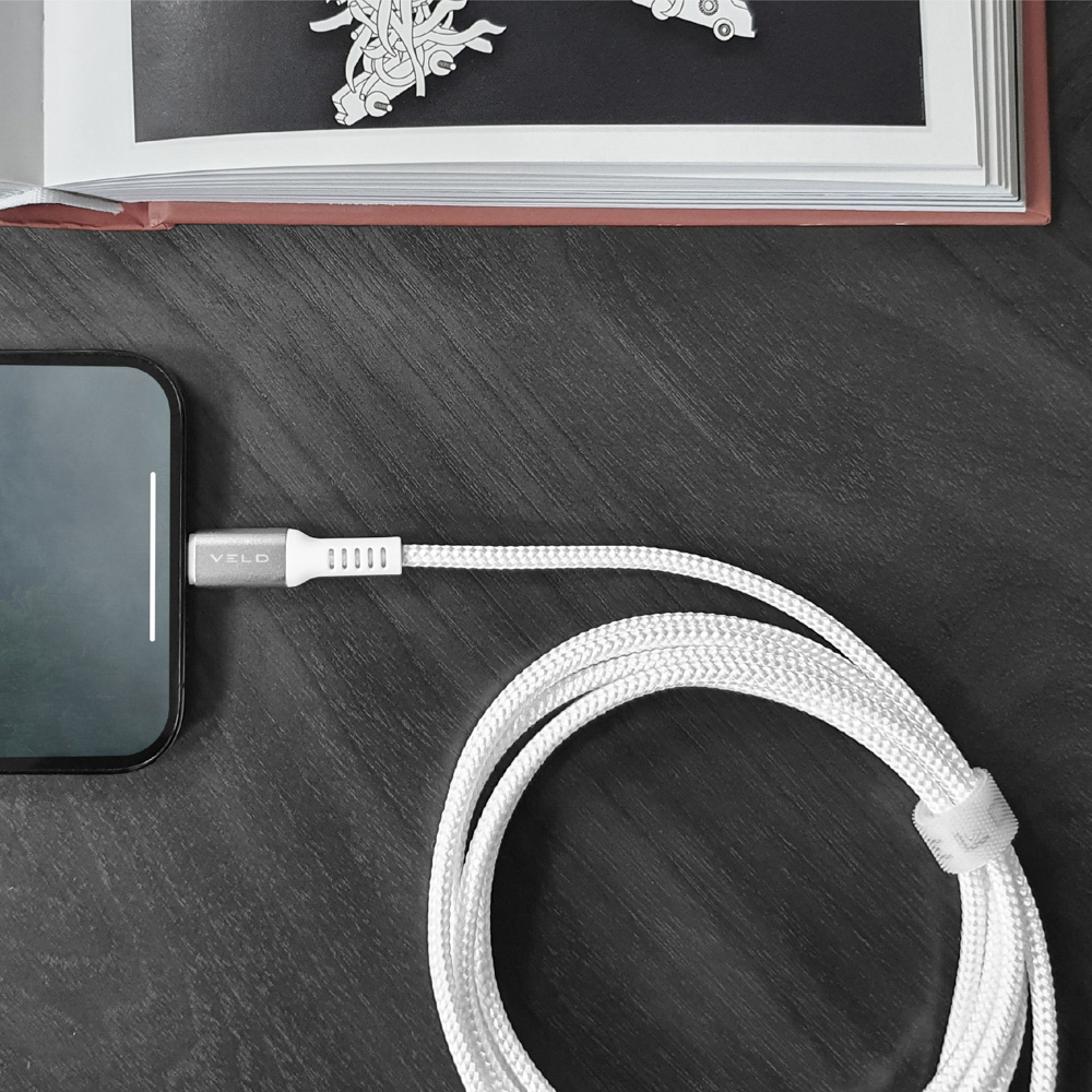 Veld Super Fast Lightning Braided Charging Cable 2m Image 3