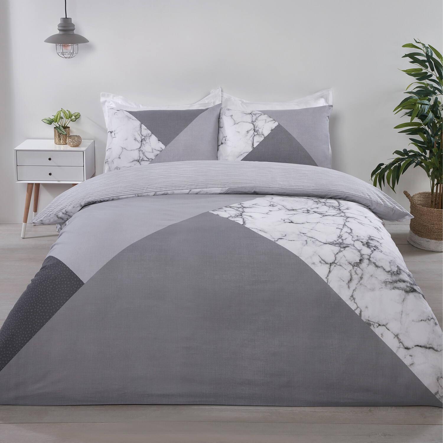 My Home King Size Grey Marble Geo Duvet Cover Image 1