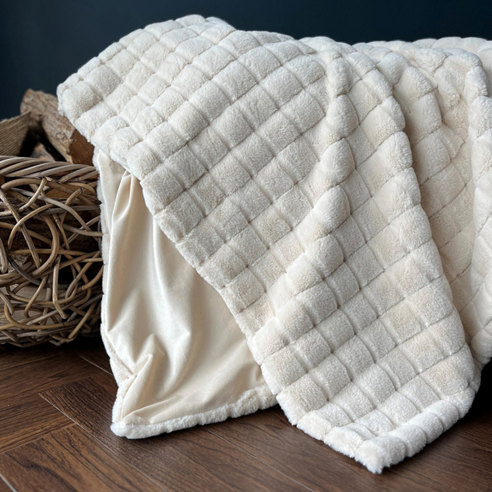 Cream throw wilko best sale