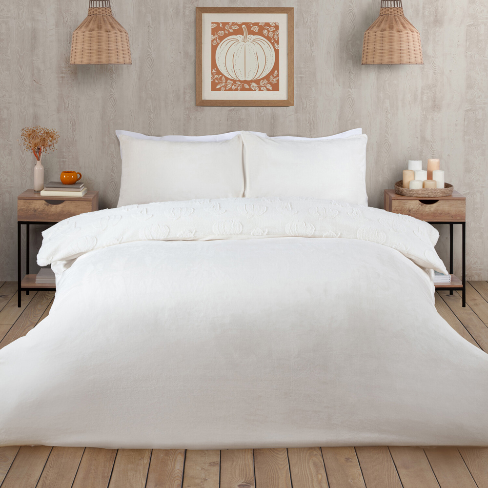 Pumpkin Woodland Faux Fur Duvet Set White Superking Image 2