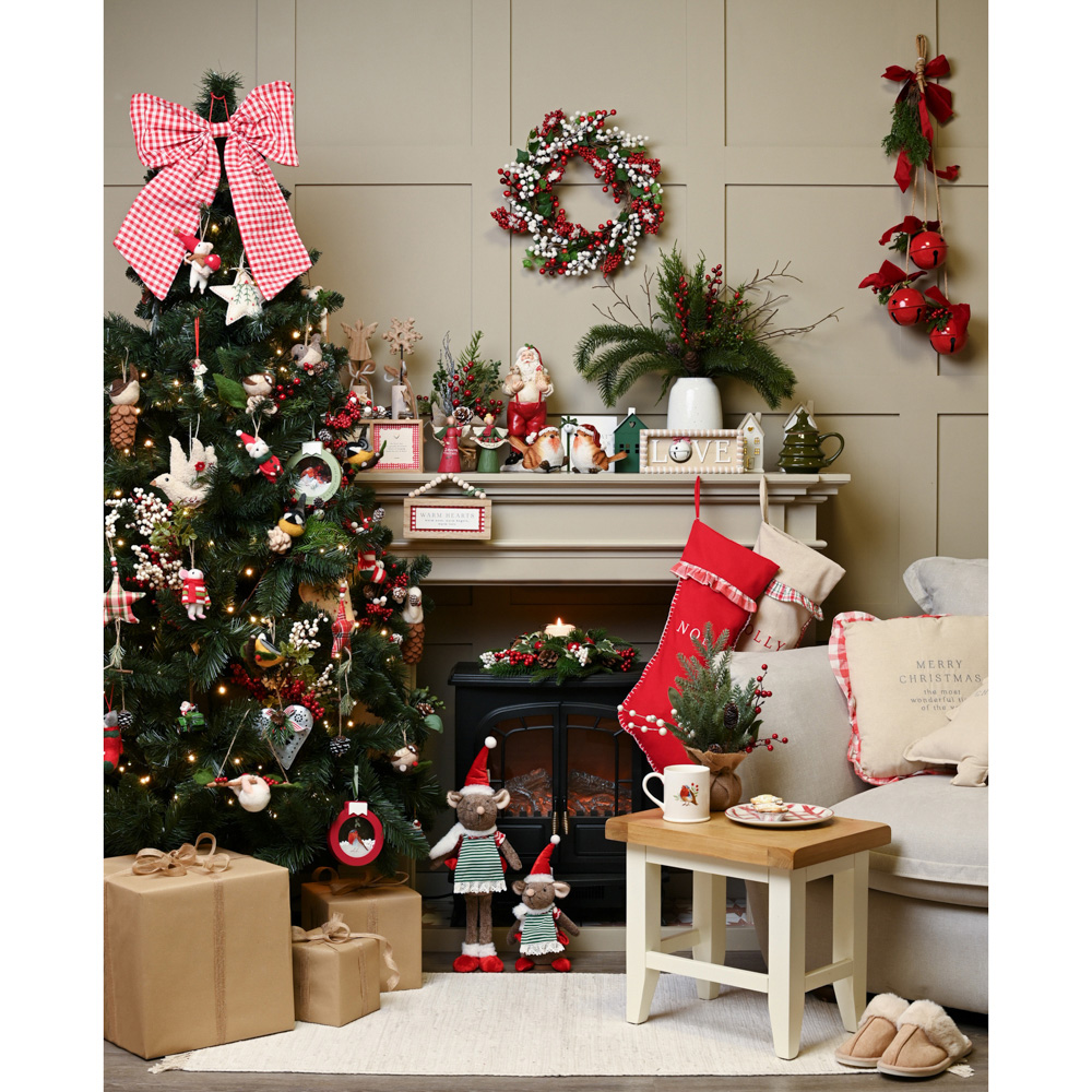 The Seasonal Gift Co. Christmas Tree Green Mug with Lid Image 4