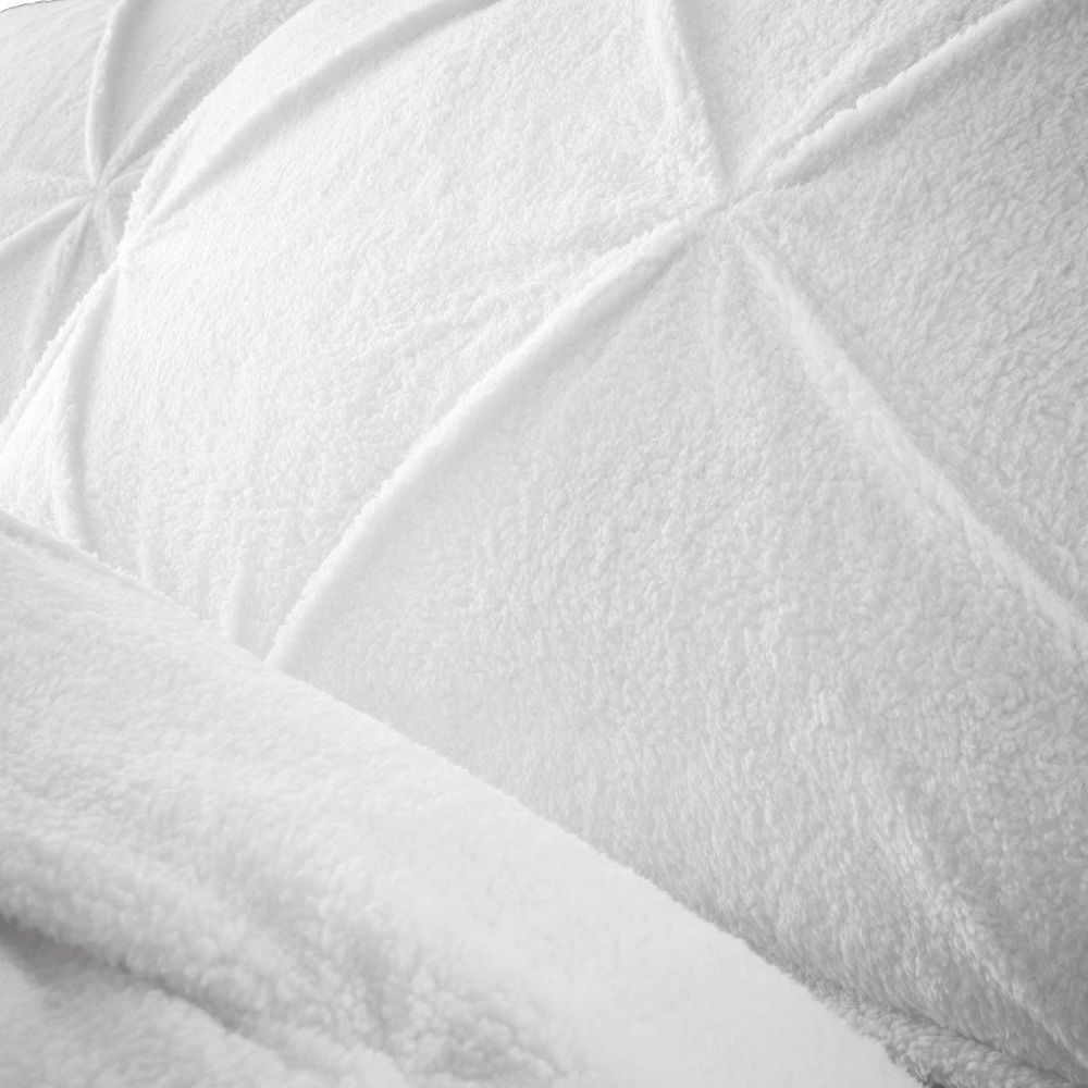 Smart Living Chiswick Single White Pintuck Duvet Set Image 4