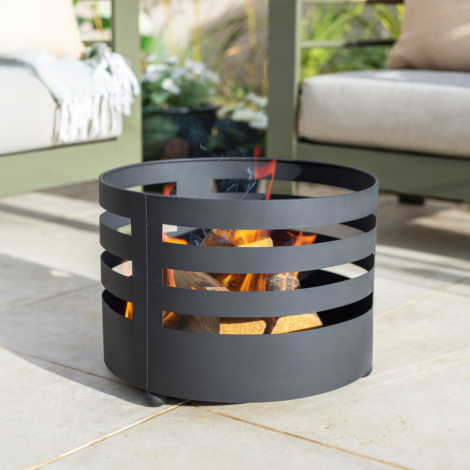 Modern Round Fire Pit Black Image 2