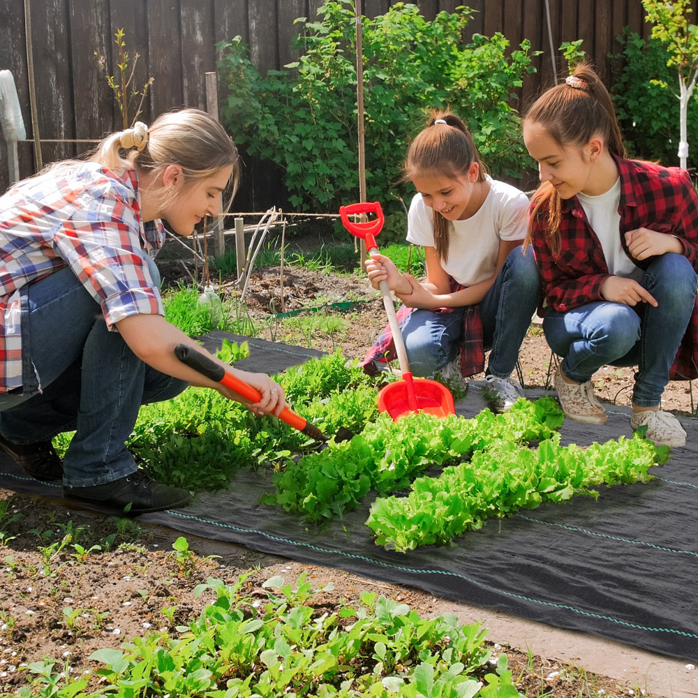 Outsunny 100m Black Heavy Duty Weed Control Membrane Image 2