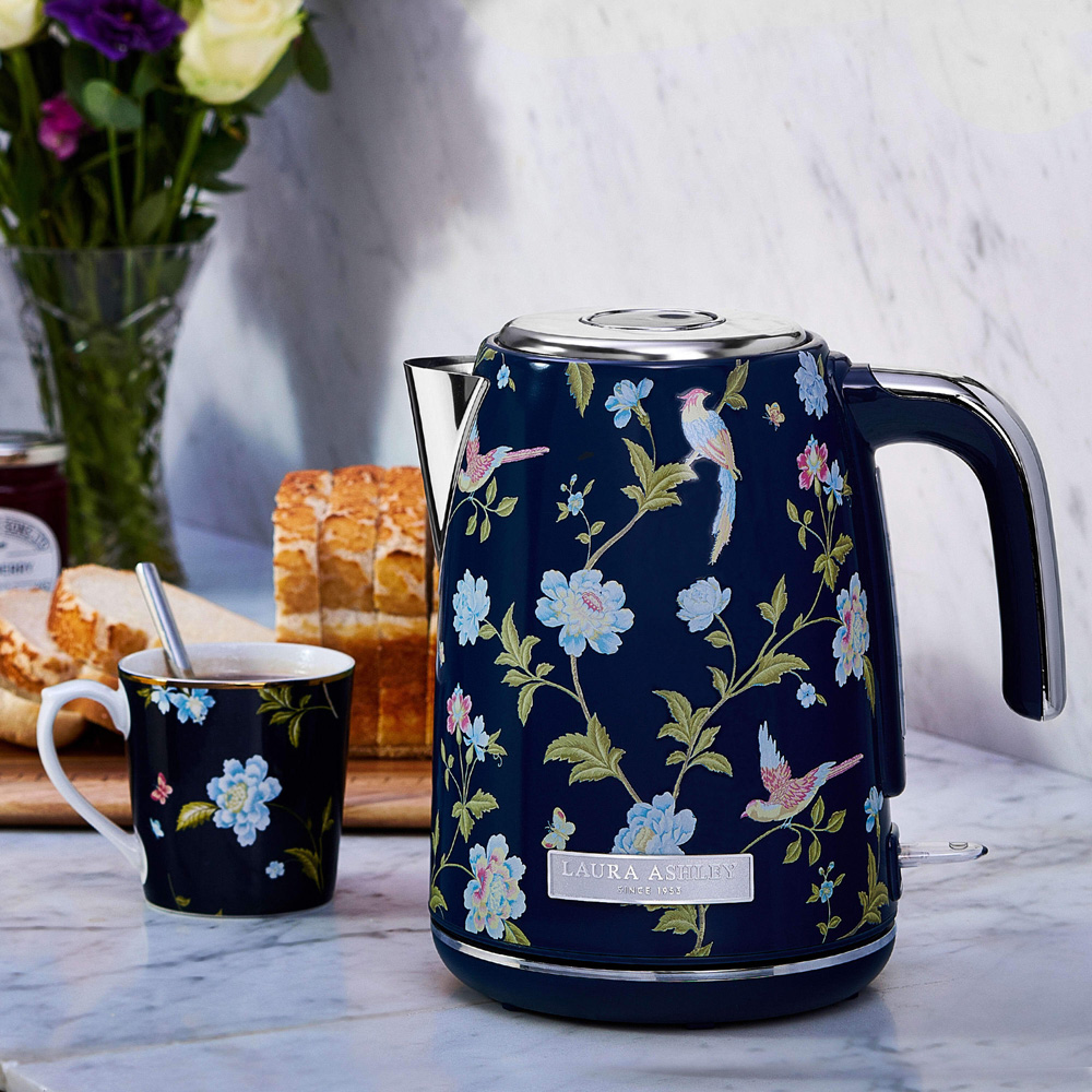 Laura Ashley Elveden VQSBPKK278LANUK Navy Stainless Steel 1.7L Jug Kettle Image 2