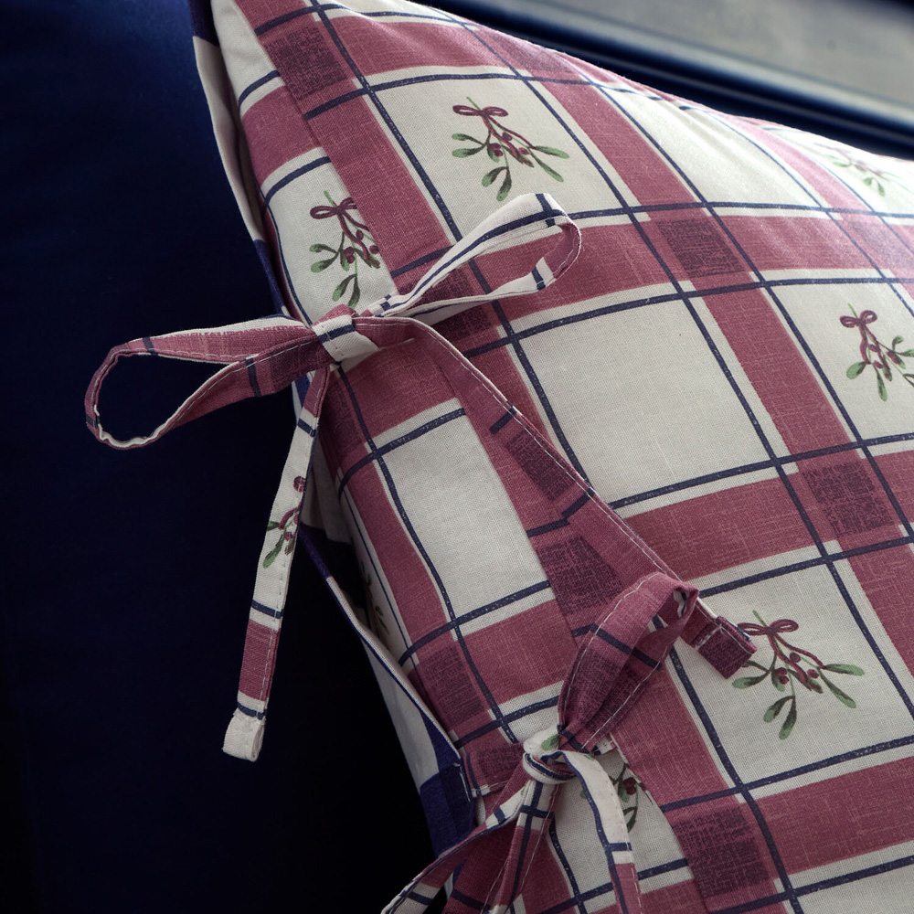 Mistletoe Check Duvet Set Superking Image 4