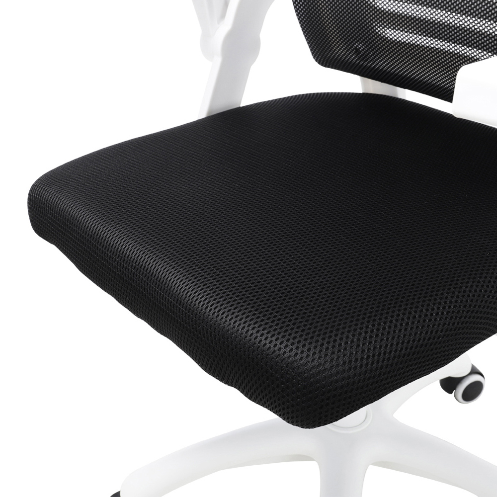 Living and Home White and Black Mesh Swivel Office Chair Image 5