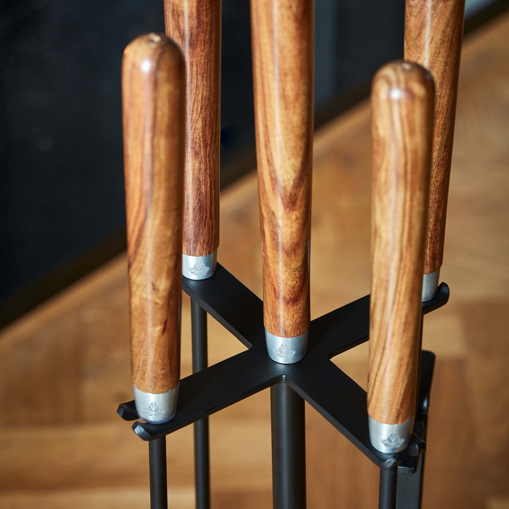 Ivyline 5 Piece Black Wooden Handle Round Companion Set Image 4