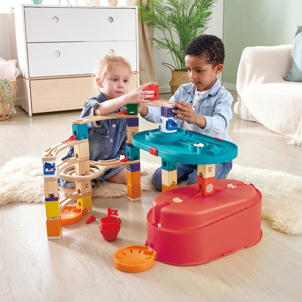 Hape Quadrilla Stack Track Bucket Play Set Image 2