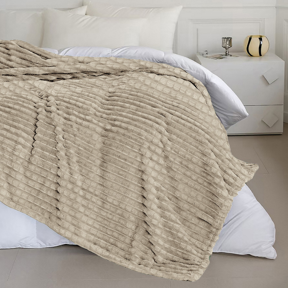 Velosso Waffle Mink Chunky Throw 127 x 152cm Image 2