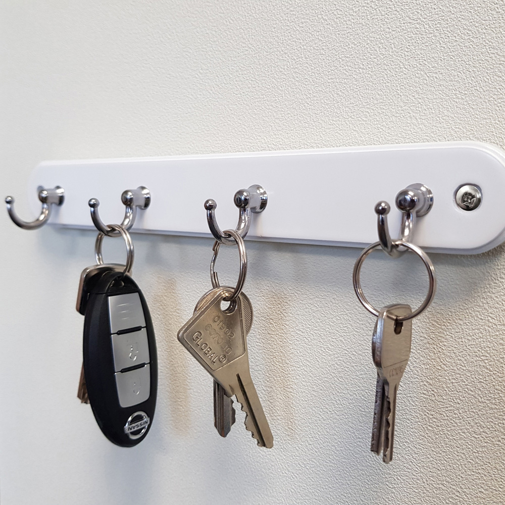 Headbourne Keytidy White and Chrome 4 Hook Key Tidy Rail Image 2
