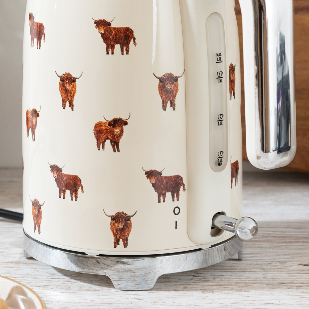 Highland Cow Stainless Steel Kettle Cream Image 4