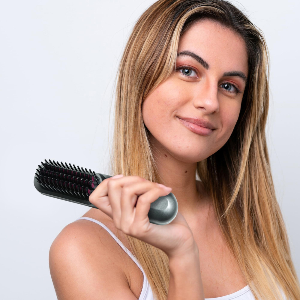 Alivio 3-Speed Black and Pink Hair Straightener Image 4