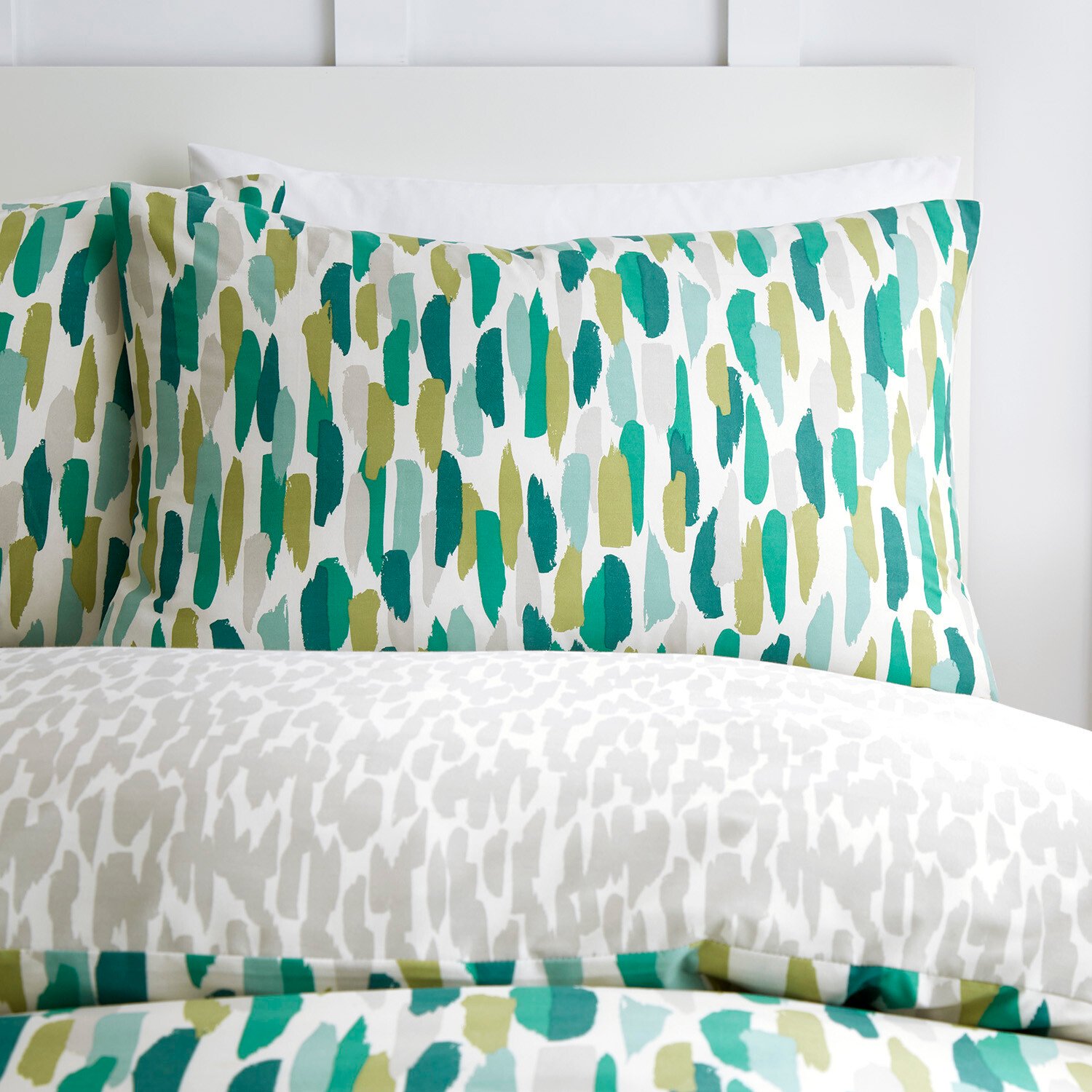 My Home Ellison Duvet Cover and Pillowcase Set - Green / King Image 3