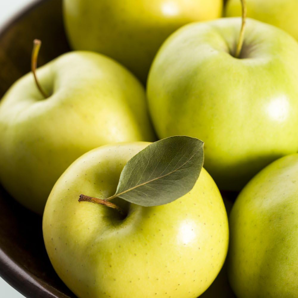 Thompson and Morgan Apple Malus Golden Delicious Plant Pot 5L Image 6
