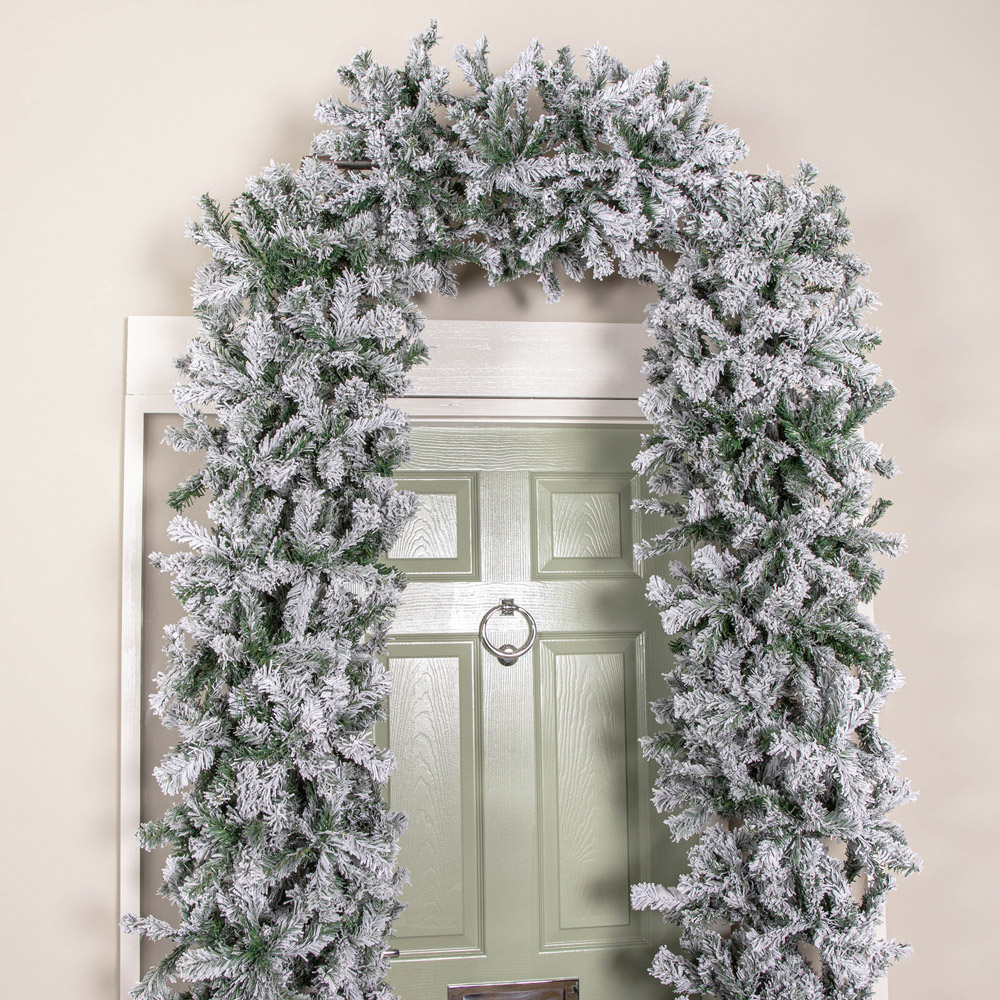 Samuel Alexander Slimline Single Door Artificial Snow Flocked Christmas Tree Arch 8ft Image 4