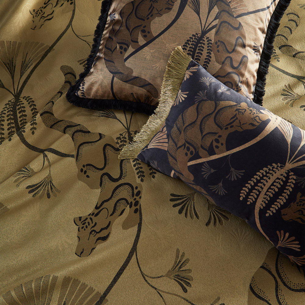Paoletti Moon Dusk Super King Size Gold Exotic Animal Jacquard Duvet Cover Set Image 2