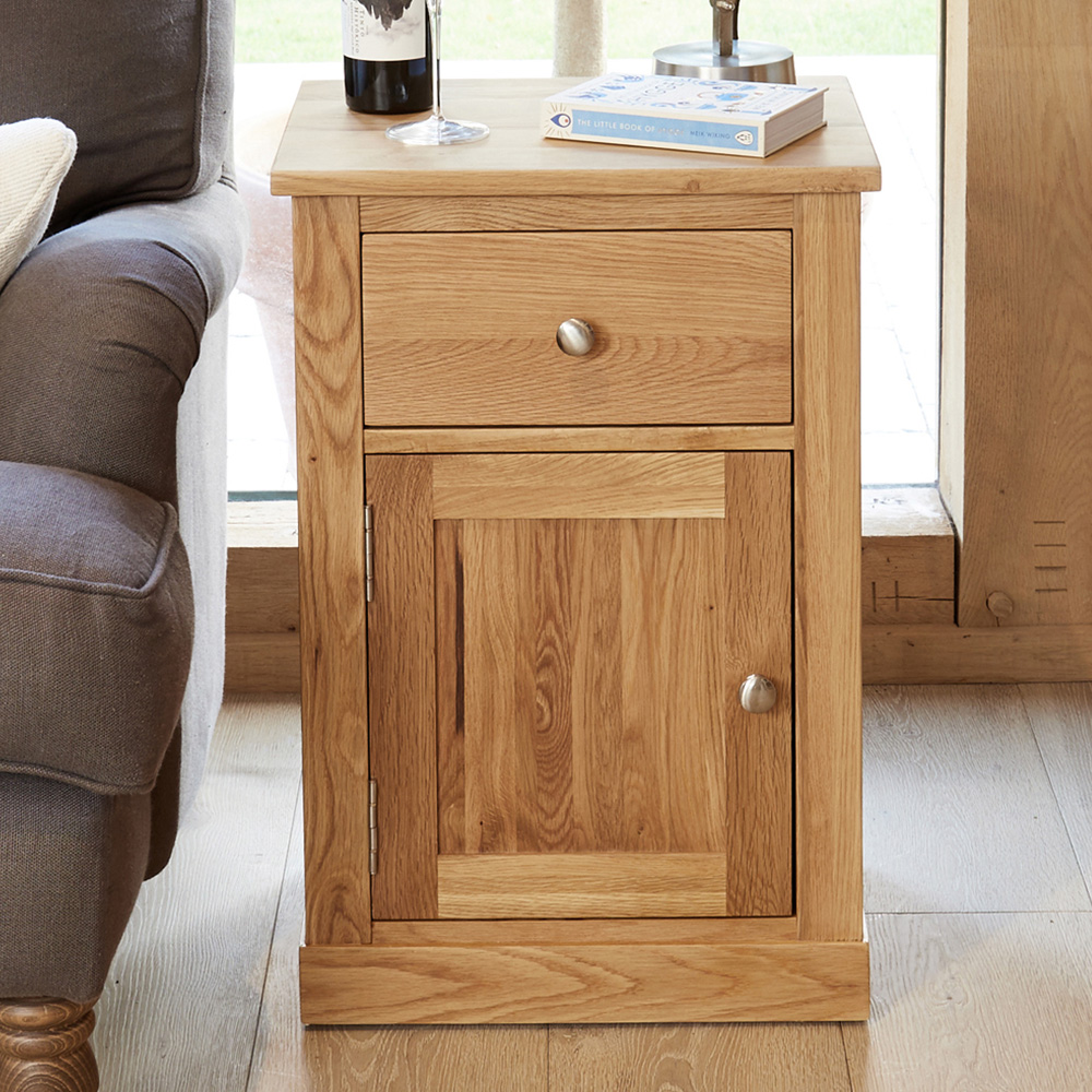 Baumhaus Mobel Single Door Single Drawer Oak Lamp Table Image 1