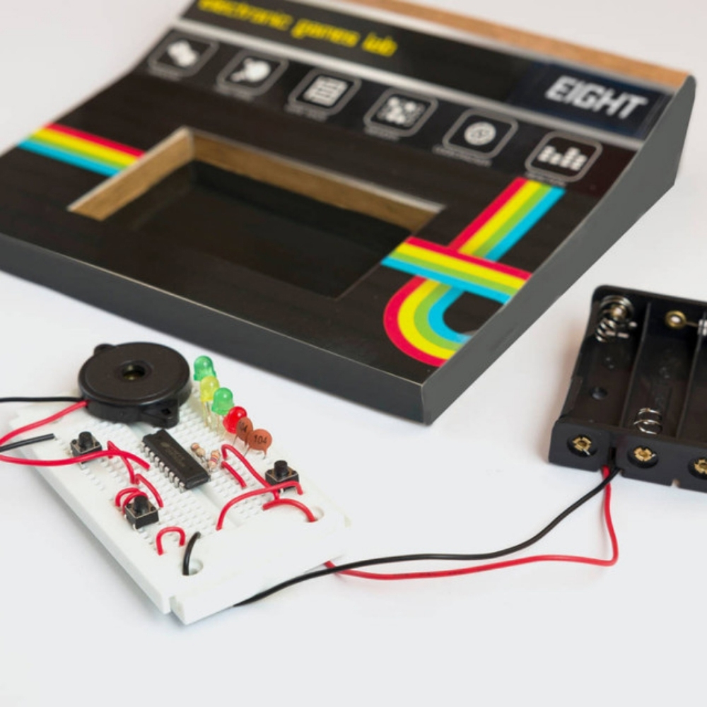 Eight Electronic Games 24 Days Advent Calendar Image 2