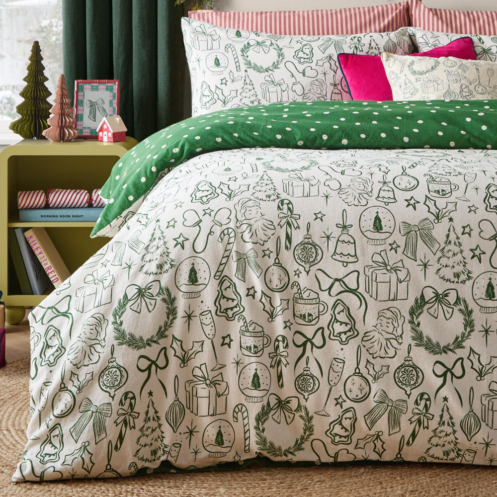 Furn Super King Size Oat and Green Merry Christmas Reversible Duvet Cover Set Image 4